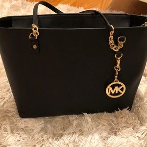 Michaely Kors Bag